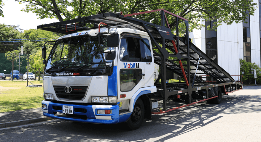 スポーツメカニクス科キャリーカー