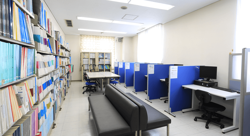学生専用駐車場・駐輪場